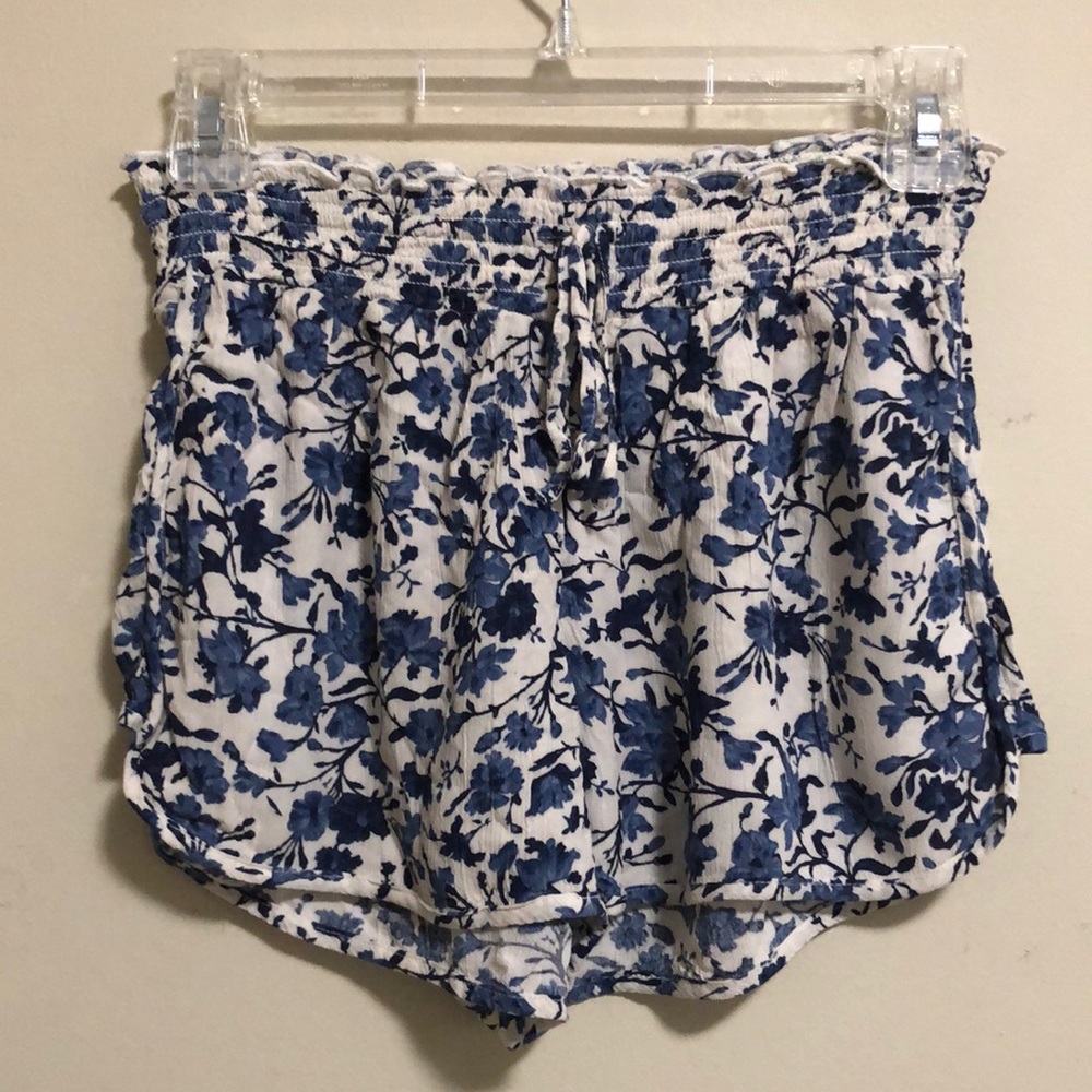 American Eagle Shorts Flowy Blue Floral Print SZ S